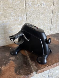 Portable lightweight hand/foot exerciser