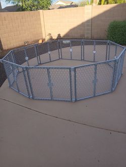 BABY OR PET PLAYYARD GATES