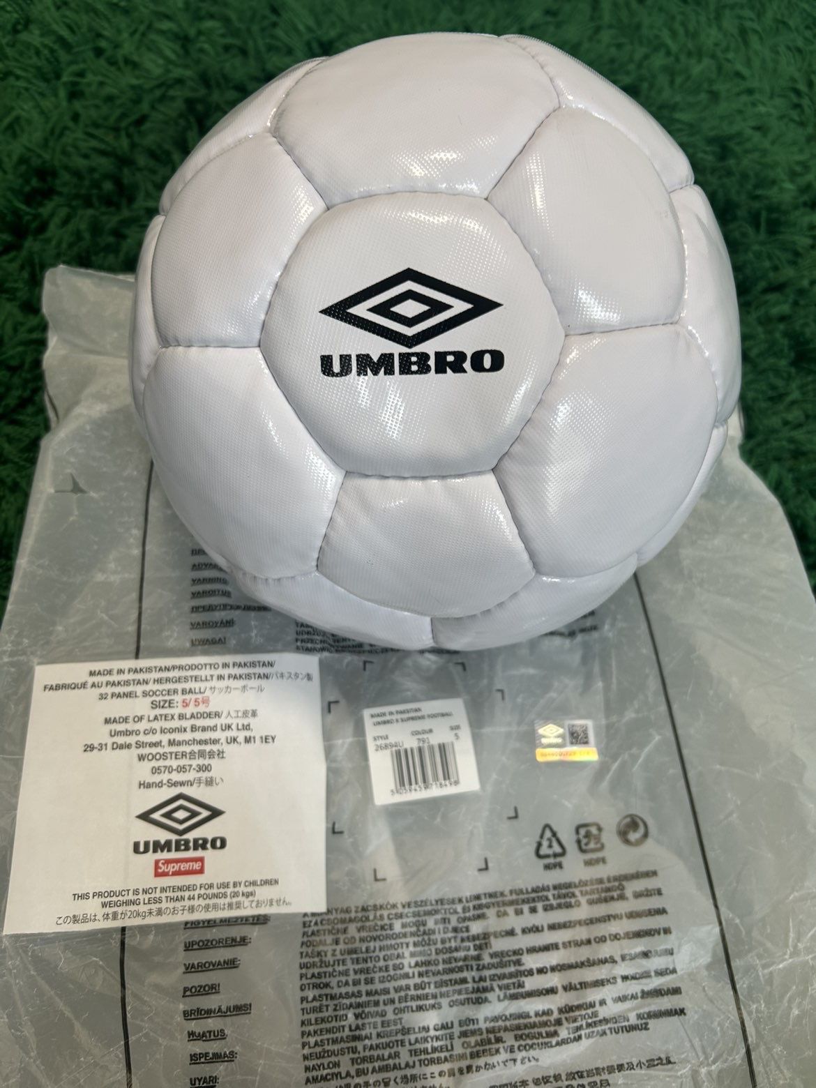 SUPREME UMBRO SOCCER BALL