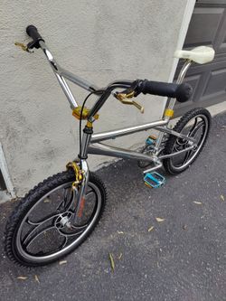 2000 Mongoose BMX bike