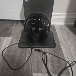 Sennheiser 560s