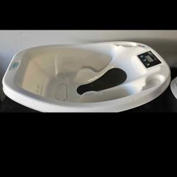 Baby Patent Aqua Scale 3-in-1 Digital Scale Water Thermometer and Infant Tub