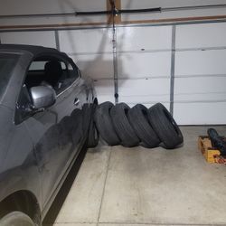 GOOD YEAR TIRES  Size 265/50R 20