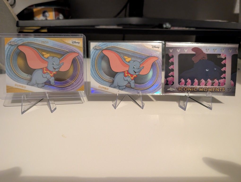 2025 Topps Chrome Disney Dumbo Gold Wave #29/50 Refractor & Iconic Moments