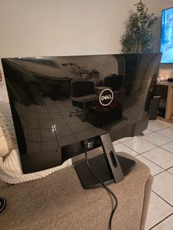 Dell Monitor 24"