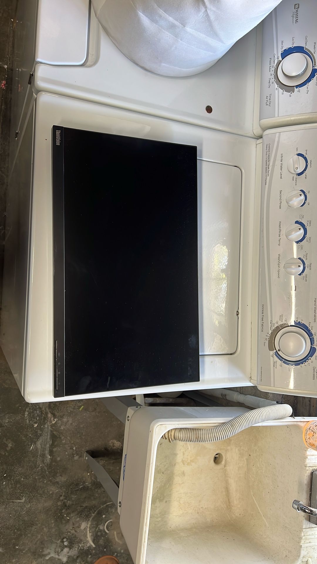 Lenovo Monitors F16238QP1