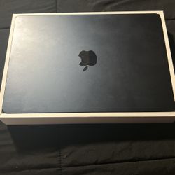 MacBook Air M2