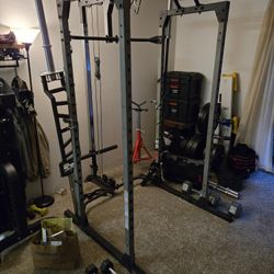 Power Cage W/Lat Pulldown