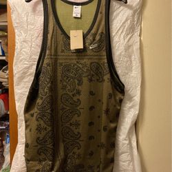 Nike KD Tank Top Basketball Jersey Size Large  MSRP: $60