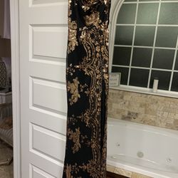 Gorgeous rose gold and black evening dress
