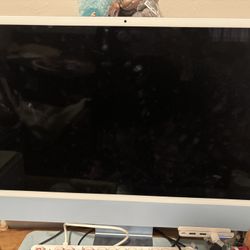 2021 Apple iMac 24 - inch