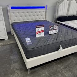New Queen Bed Frame With Matress