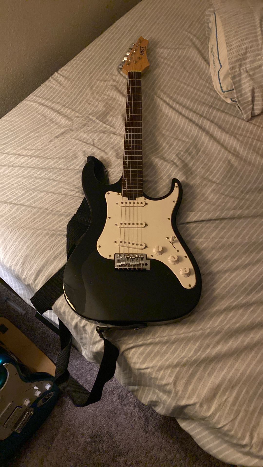 Vinci Signature Strat Electric Guitar