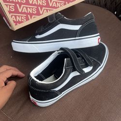 Shoes 👟 (old Skool Vans ) Kids 
