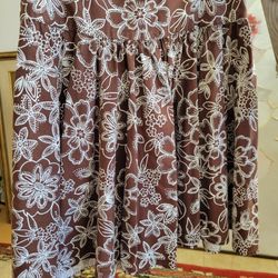 Floral Skirt Size M