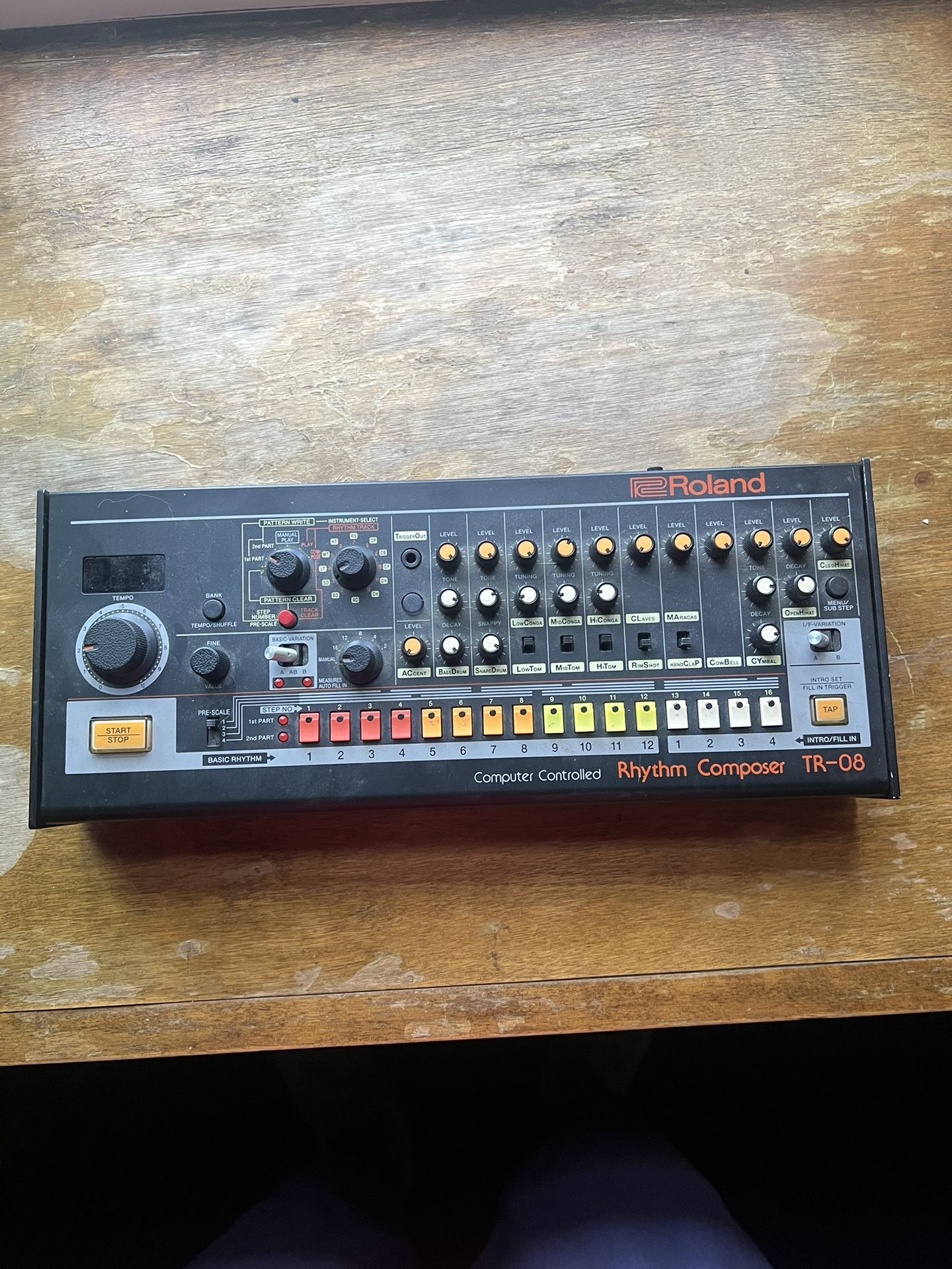 Roland boutique TR 08