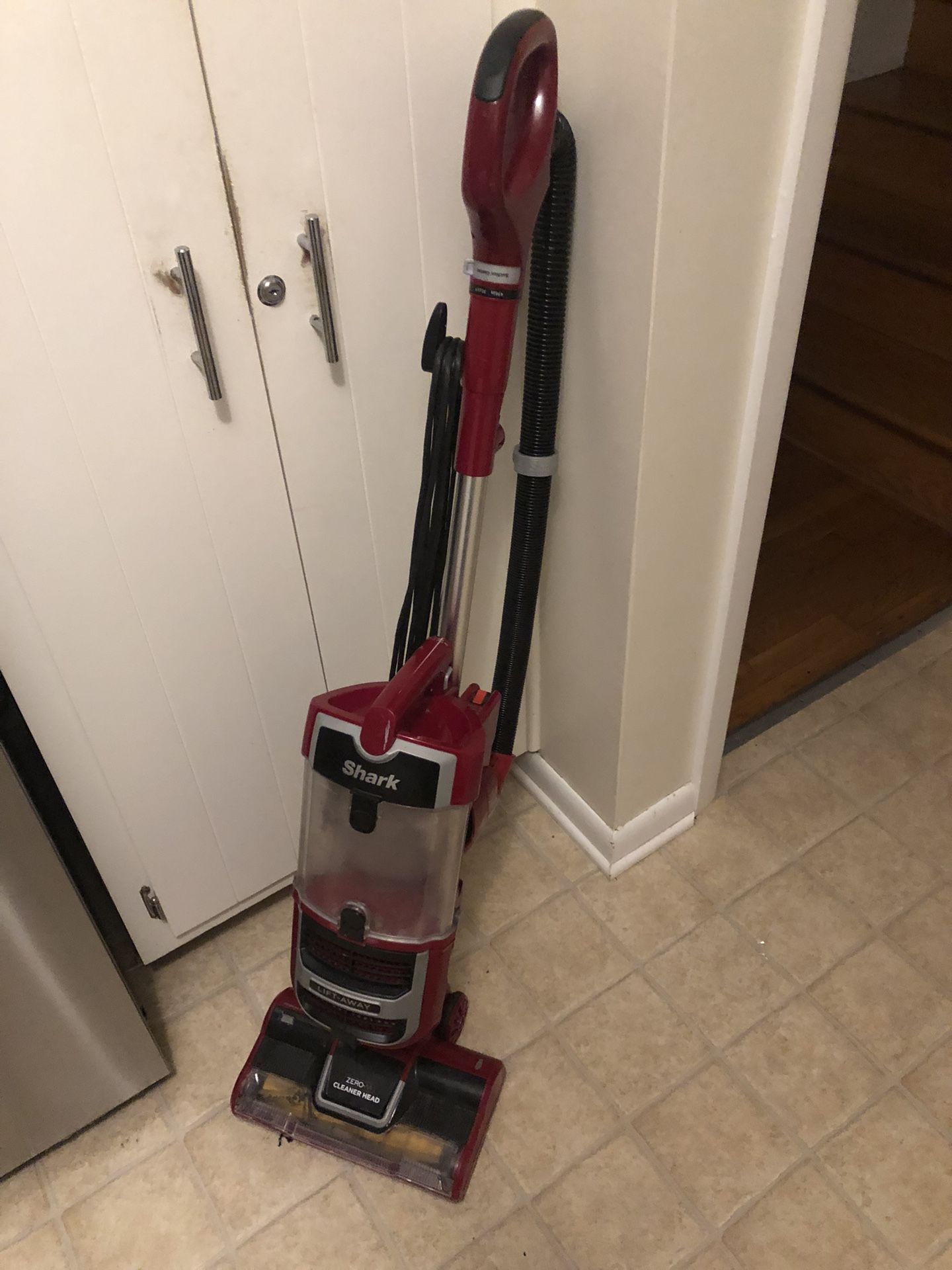 Shark lift away, zero cleaning head