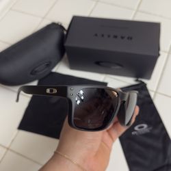 Oakley Sunglasses 