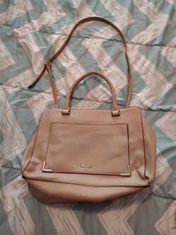 Nine west