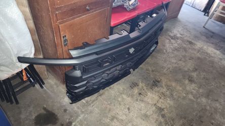 2022-2025 CHEVY SILVERADO GRILLE