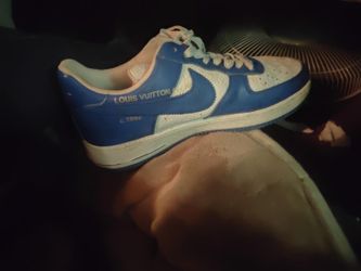Lv noke shoe