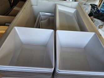 Catering plates