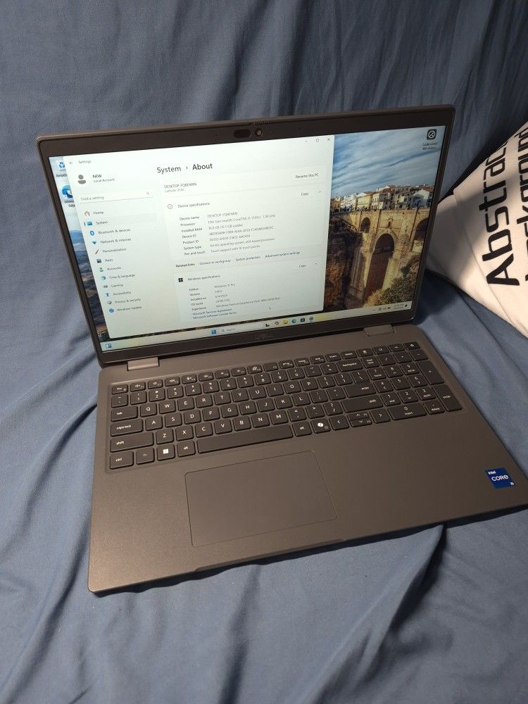 Dell Latitude 3550 – Touchscreen – Great Condition