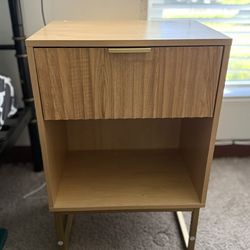Fluted Nightstand, Modern Night Stand Wood Bedside Table with Storage Drawer