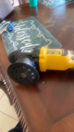 DEWALT 20V XR Cordless Random Orbit Sander