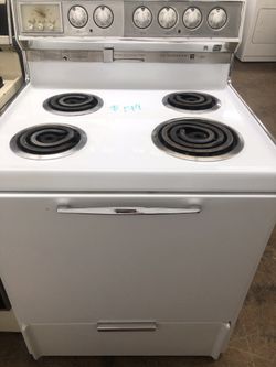 Frigidaire VINTAGE Electri-Clean (Self Cleaning) 30” Stove Range! Works Perfect! Like New! Beautiful Chrome & Porcelain! 30-Day Guarantee! Delivery A