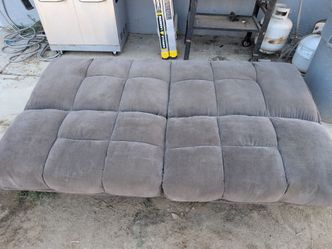 Futon w/foldable couch