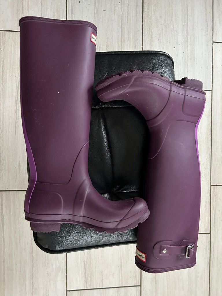 Hunter Womans Tall Rain Boot