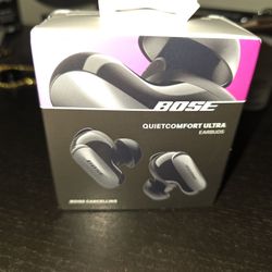 Bose Quiet Comfort Ultra Earbuds (Brand New)