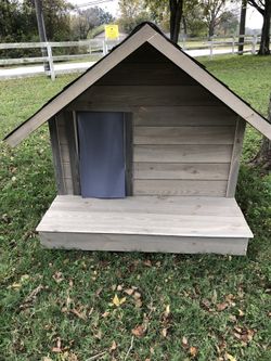 Custom dog house