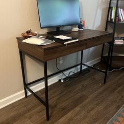 Desk With Charging Station