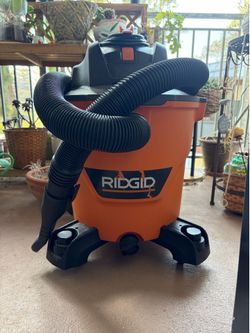 Ridgid 16-Gal wet&dry shop vacuum + all attachments included
