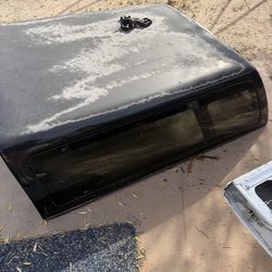 LEER Fiberglass Camper Shell