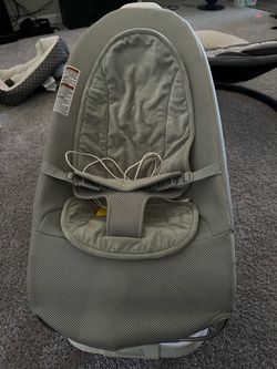 Munchkin Baby Bouncer Seat