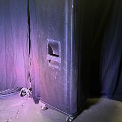 QSC POWERED SPEAKER HPR153i  ACTIVE SPEAKER  3-WAY