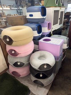 $5-$20 New Cat Bed with Scratch Resistant Donut Cat Bed / Cat Litter Box