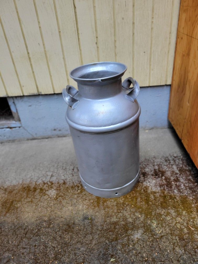 10 Gallon Vintage Milk Can