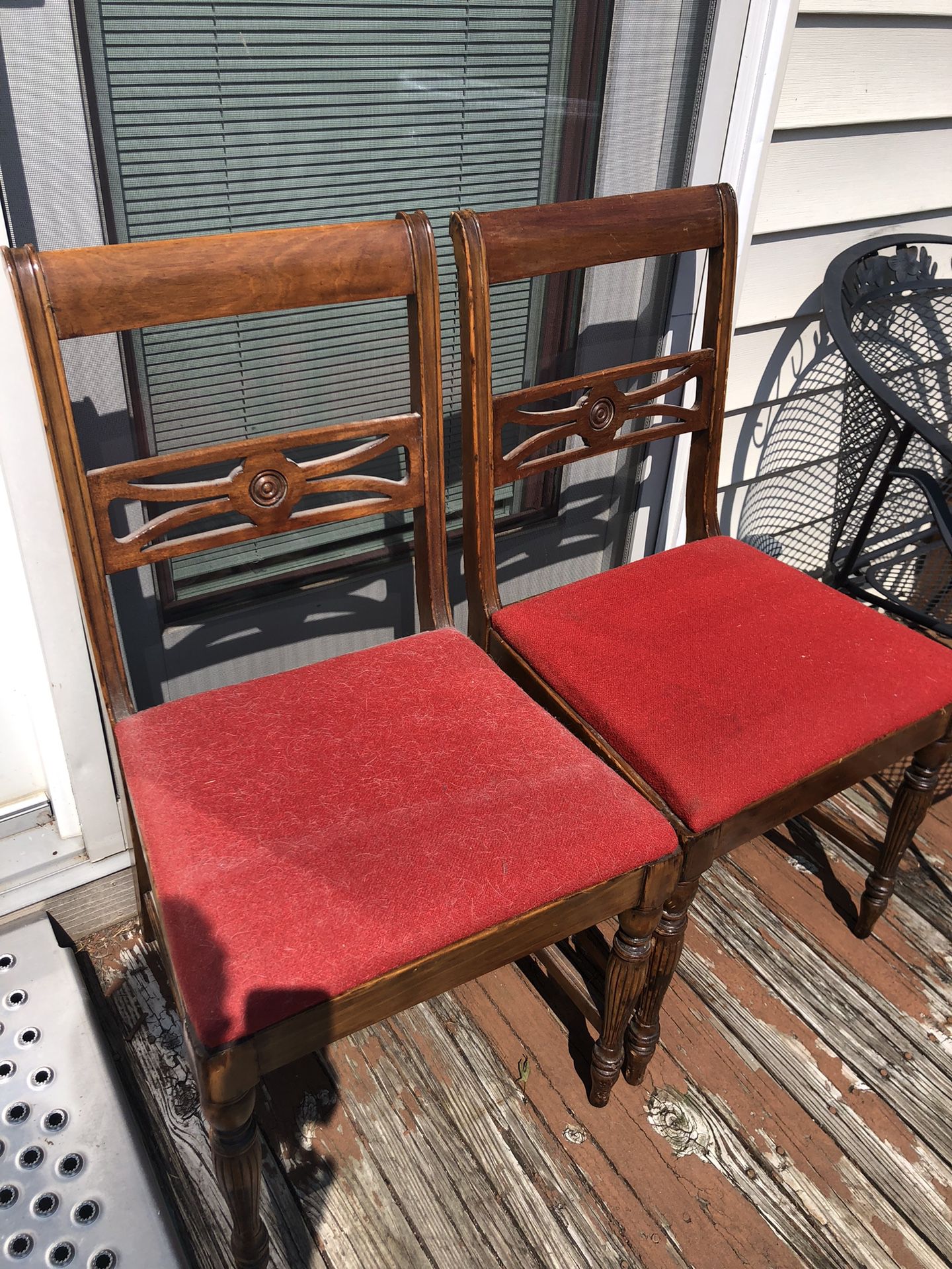 $100/Pair of Antique Chairs (ready to Use) Good Condition!