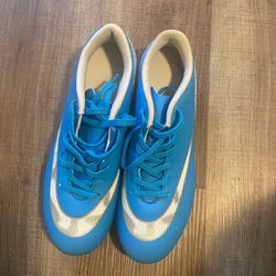 Soccer Shoes Size 38