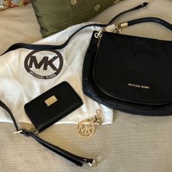 Michael Kors Convertible  Crossbody/Shoulder Handbag And Wallet