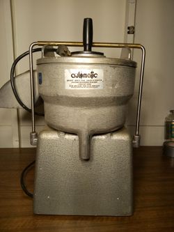 AUTOMATIC Commercial Juicer Model # V-10