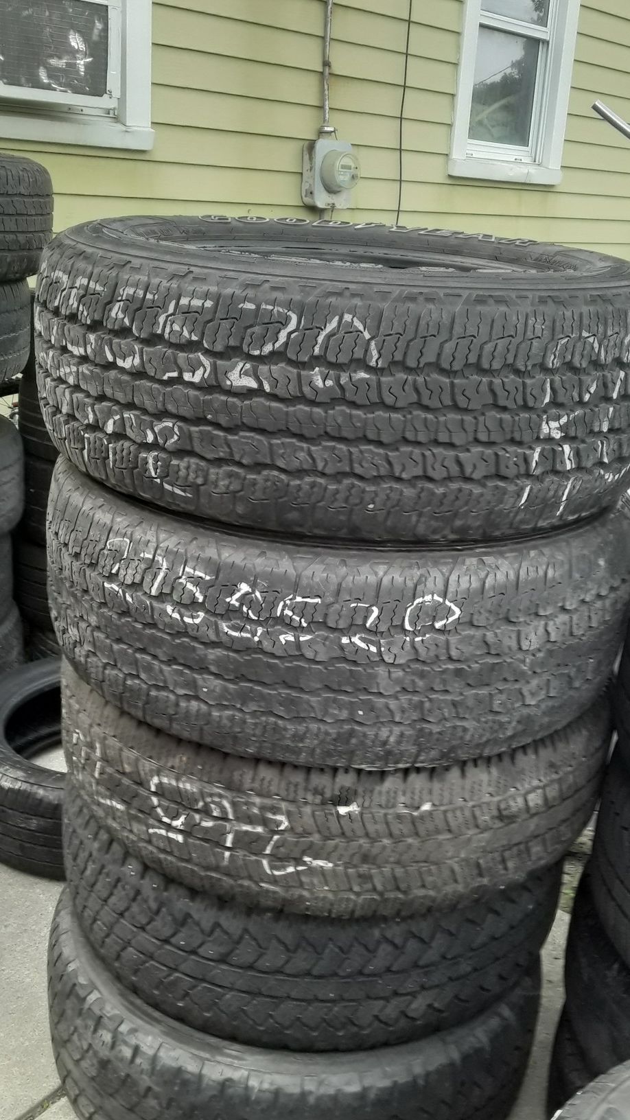 275/55 20 pair of Goodyear tires