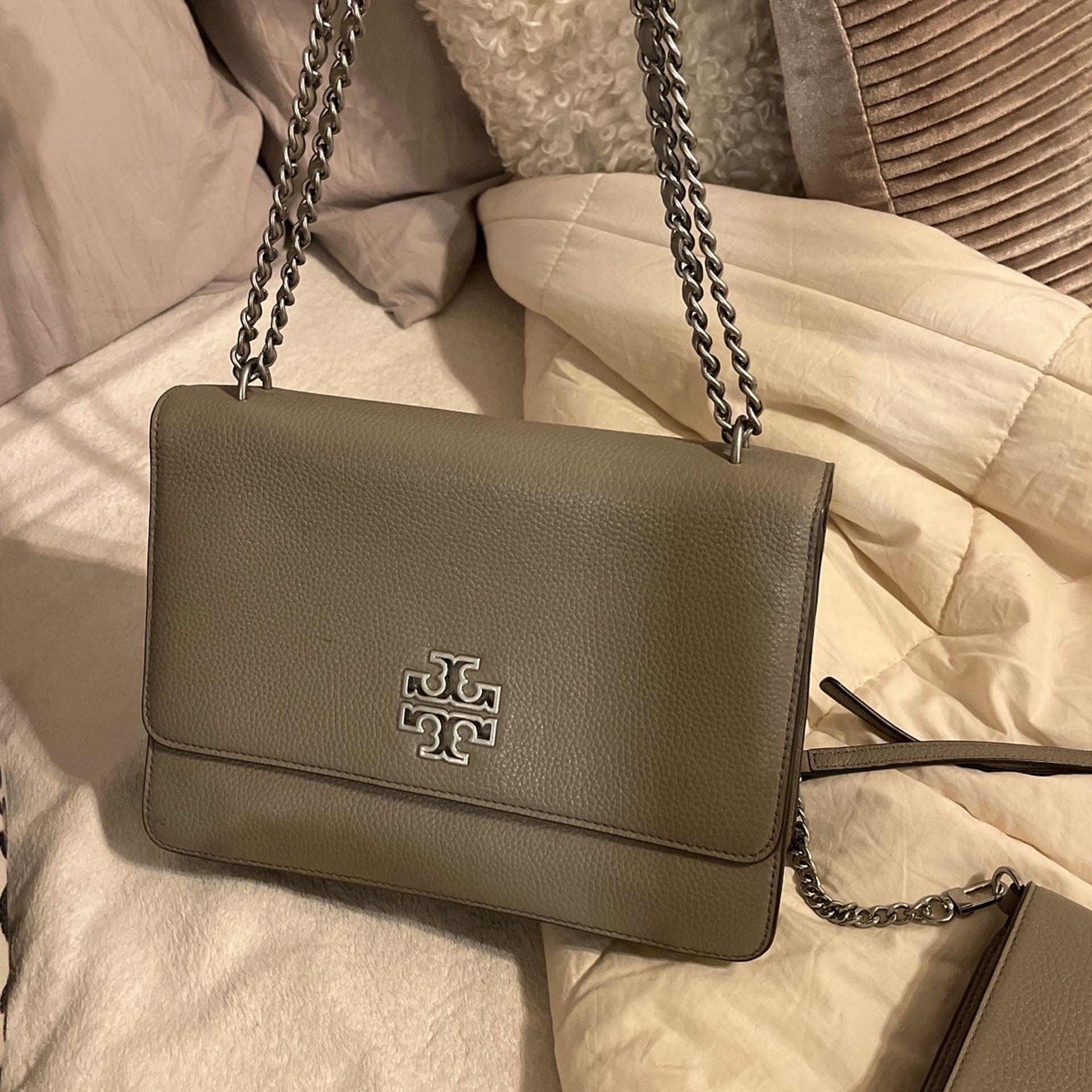 Tory Burch Purse Medium Size