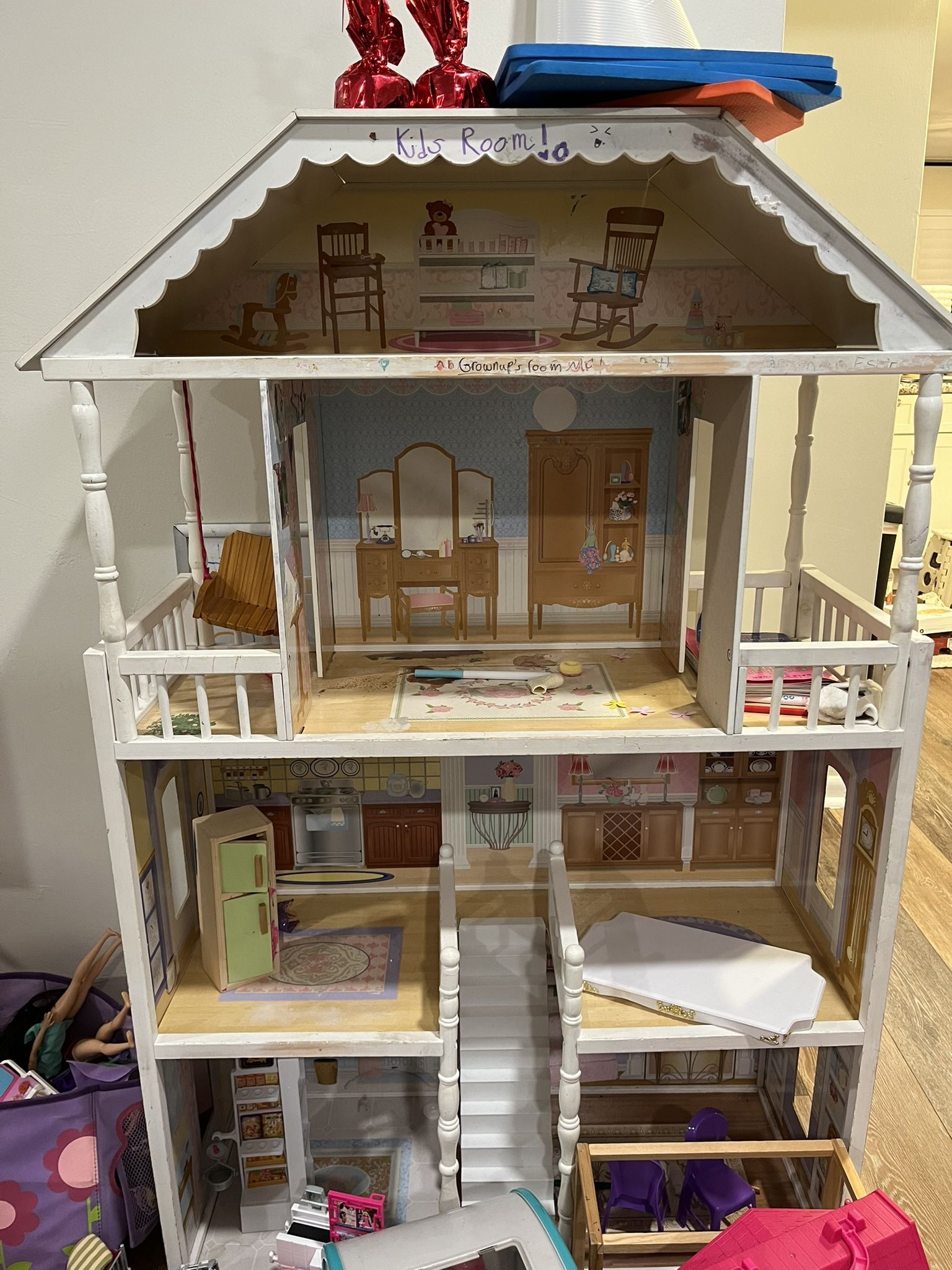 Doll House