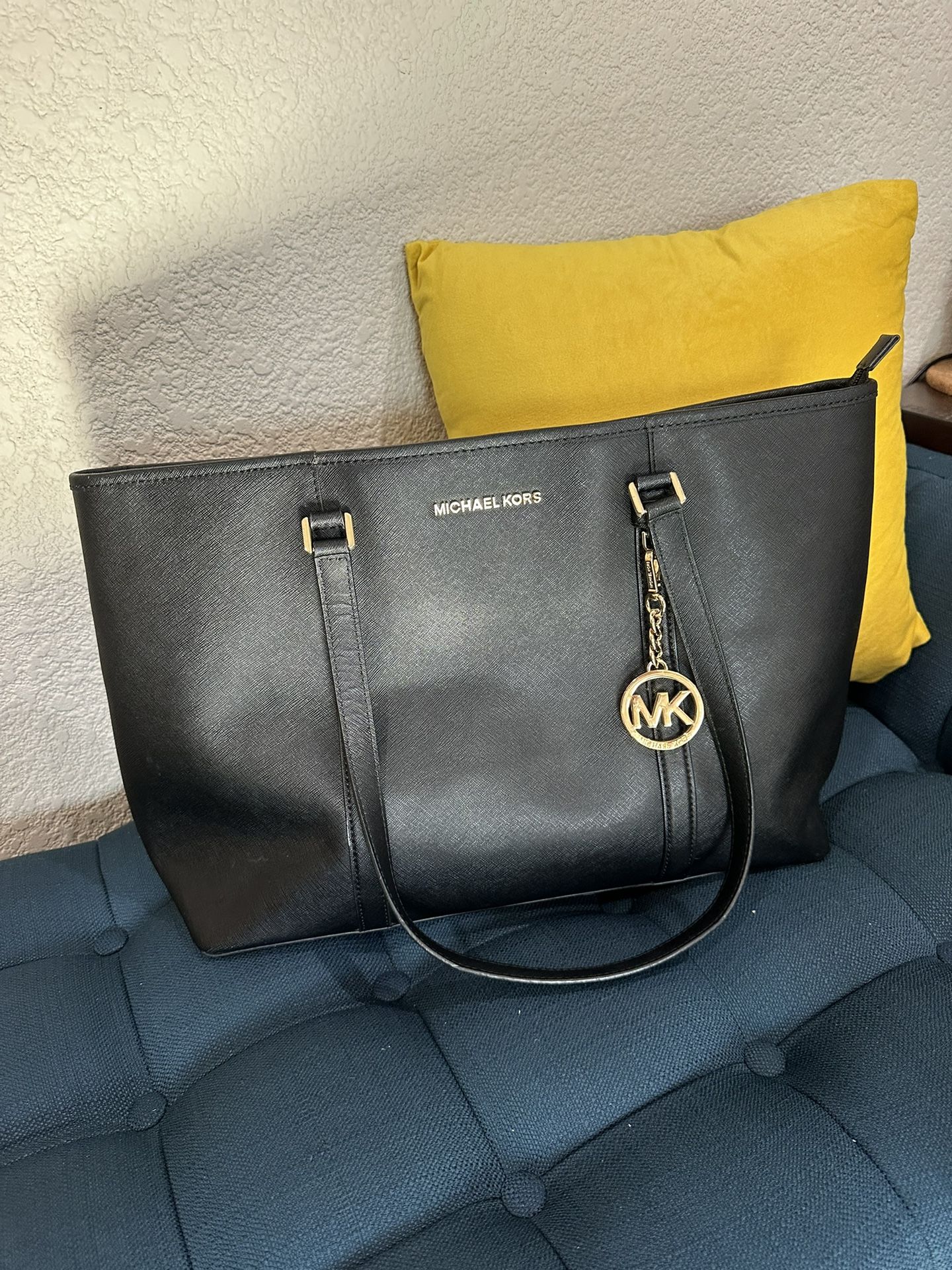 Large Michael Kors Black Bag 17.5”,All Products : American Fashion Style Bags On Sale