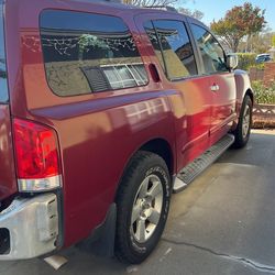 2005 Nissan Armada